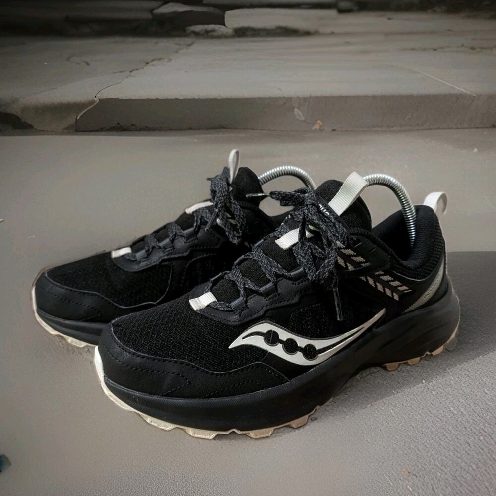 Saucony Excursion TR16 Womens Size 9.5 Trail Running Shoes Black S10958-210